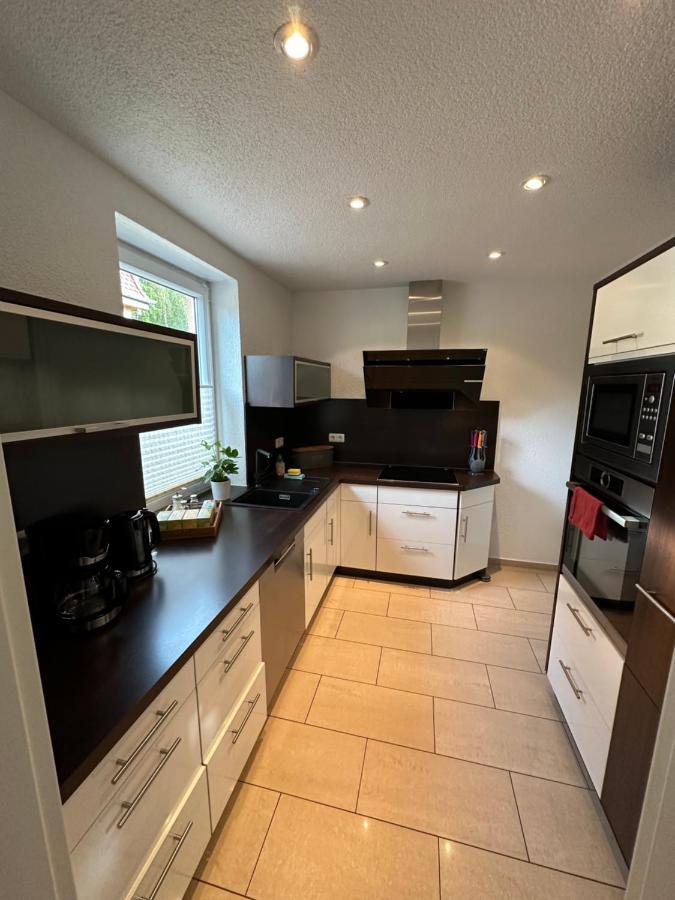 Stadtvilla In Leipzig 7 Personen 3 Schlafzimmer 2 Baeder Garten Und Terrasse Zentral Gelegen Messe Innenstadt Seen Exterior foto